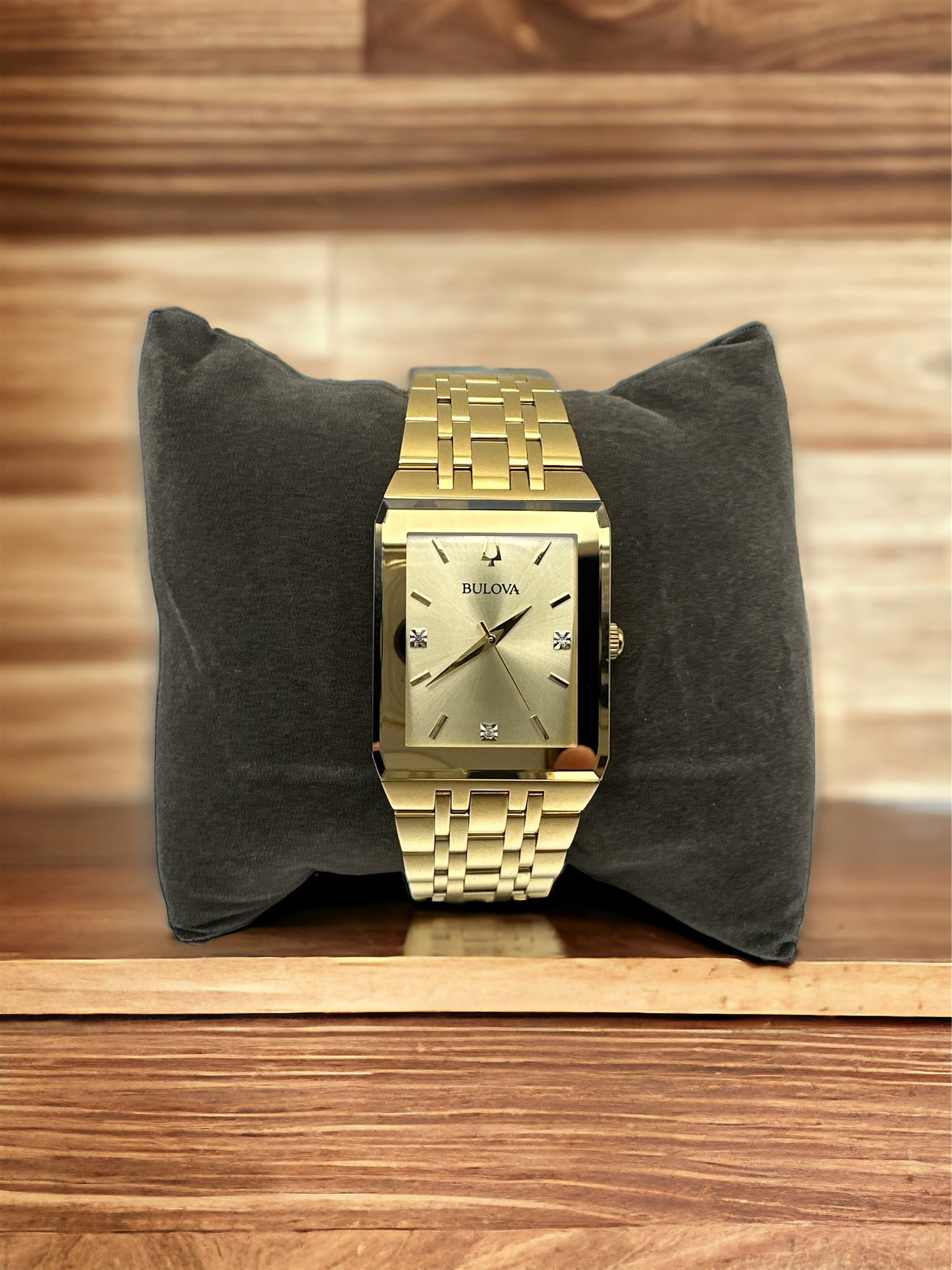 Men's Futuro Diamond-Accent Gold-Tone Stainless Steel Bracelet Watch